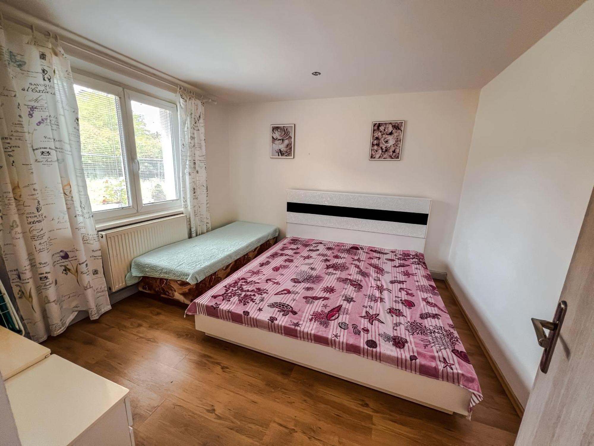 3 Bedroom Apartment In The Part Of The City Banská Bystrica Exteriör bild